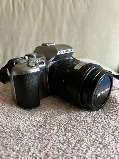 Зеркальный фотоаппарат