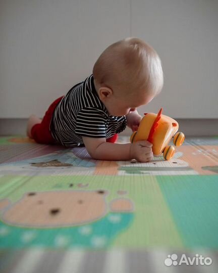 Детский коврик для ползания новый (заводской брак)