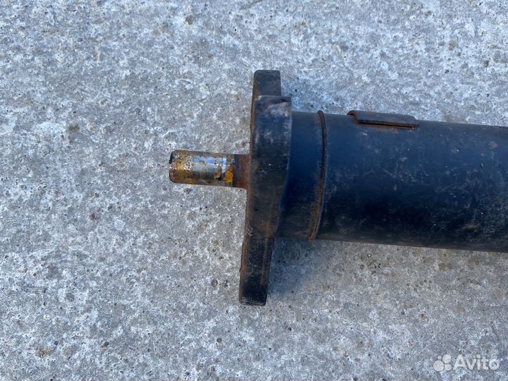 Задний кардан полный привод BMW F10 550ix