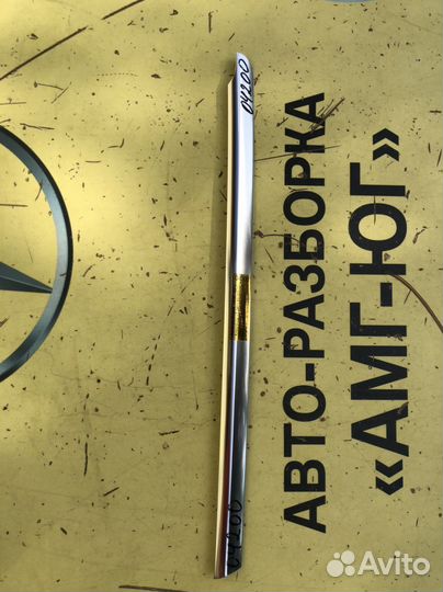 Mercedes W253 X253 молдинг стекла двери L зад