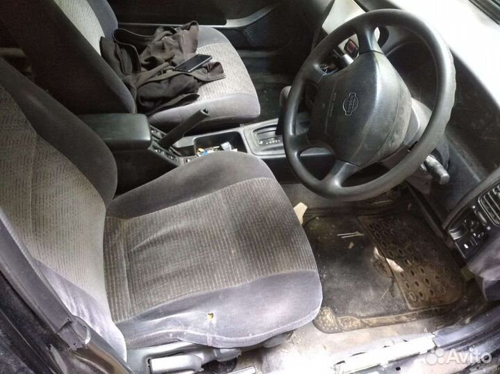 Ниссан авенир. Фара. Sr18. W10. Итд