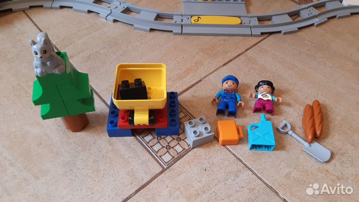 Lego duplo 10874 Поезд на паровой тяге + рельсы