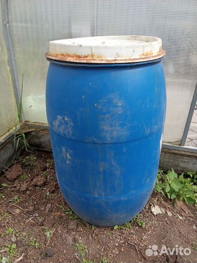 Бочка пластиковая 110 л