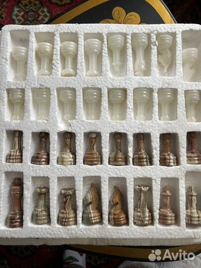 Шахматы из оникса