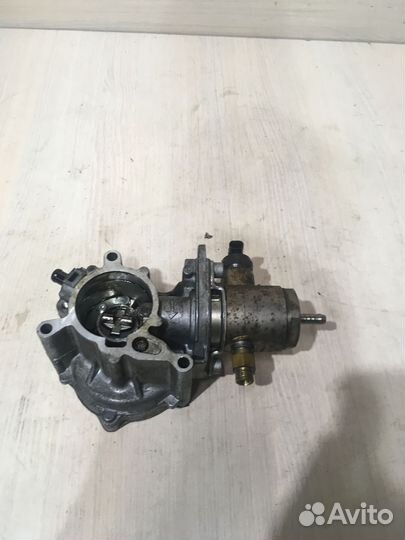 Насос топливный Тнвд VAG Ауди А4 Б8 06J127025J