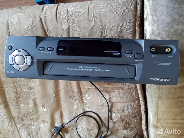 Видеомагнитофон daewoo