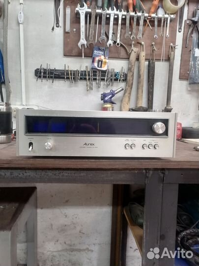 Тюнер Aurex ST-410