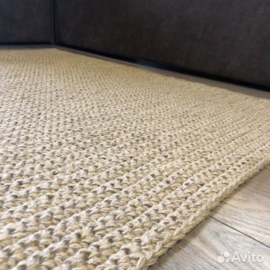 Циновка из джута ручной работы