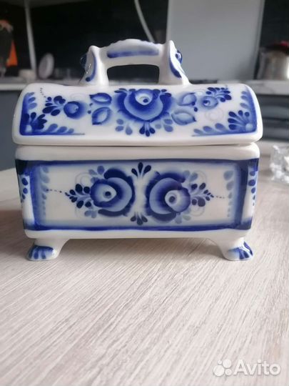 Шкатулка гжель