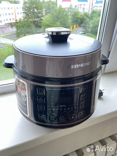 Мультиварка б/у