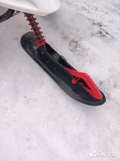 Снегокат snowstromer. 4-8лет