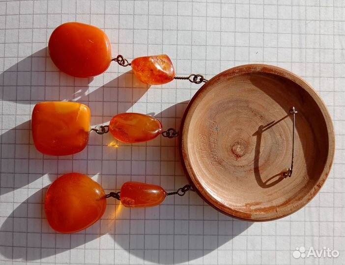 Брошь дизайнерская 