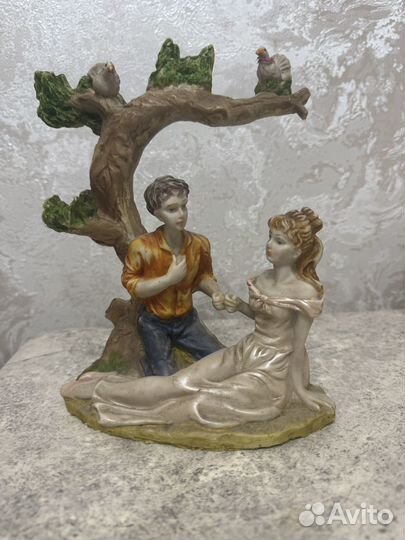 Фарфоровые статуэтки