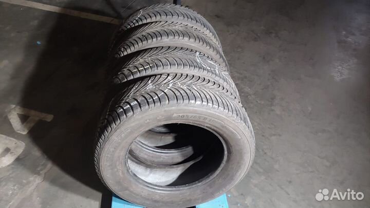 Michelin Alpin 5 205/65 R15 94T