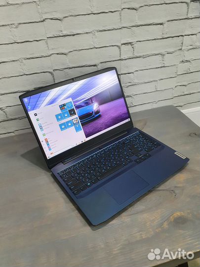 Игровой Lenovo Gaming 3 15.6