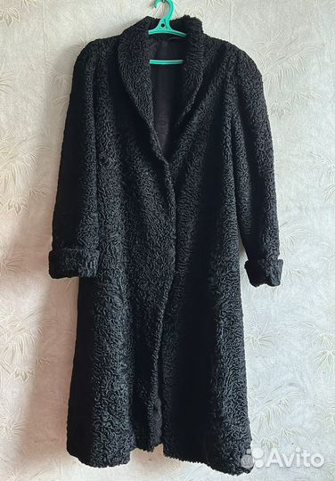 Шуба из каракульчи 46/48