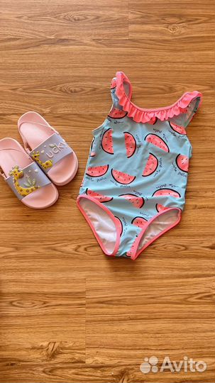 Купальник на девочку 98/104