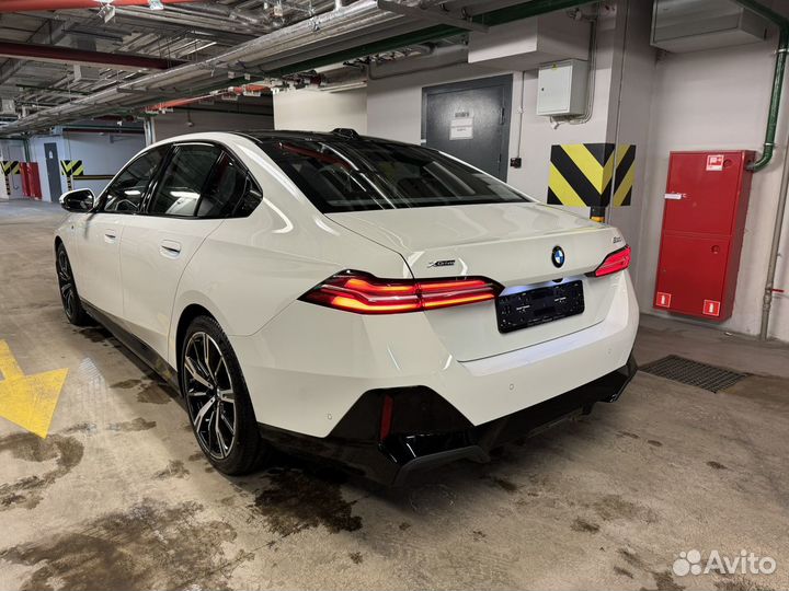 BMW 5 серия 2.0 AT, 2023, 30 км