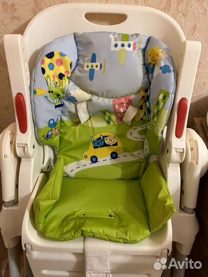 Детский стульчик для кормления