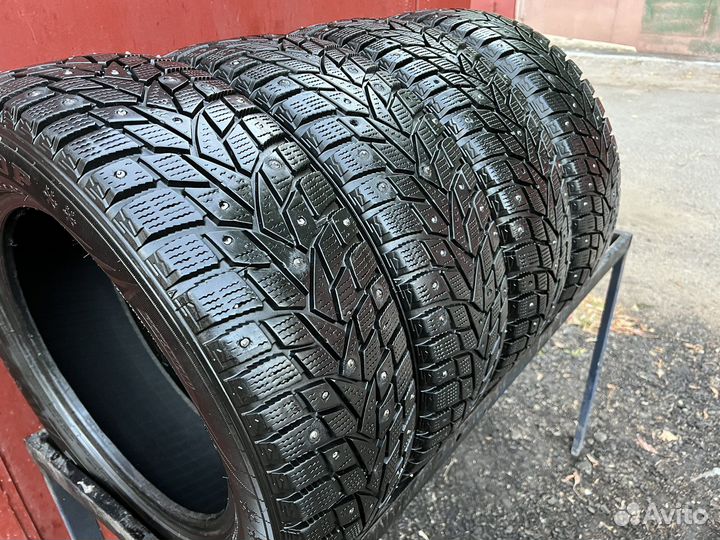 Dunlop SP Winter Ice 02 185/65 R15 92T