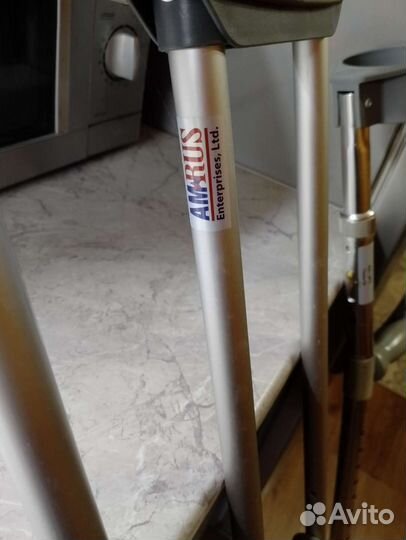 Костыли подмышечные и подлокотный