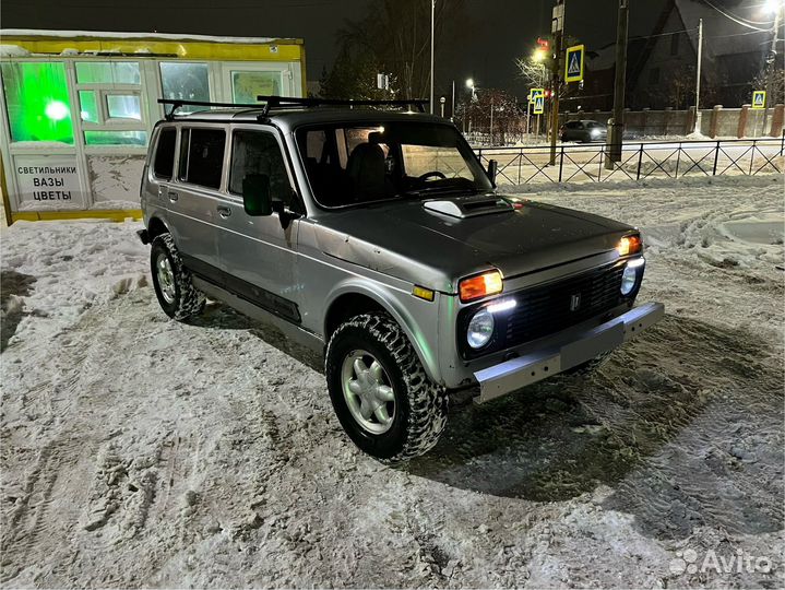 LADA 4x4 (Нива) 1.7 МТ, 2002, 199 999 км
