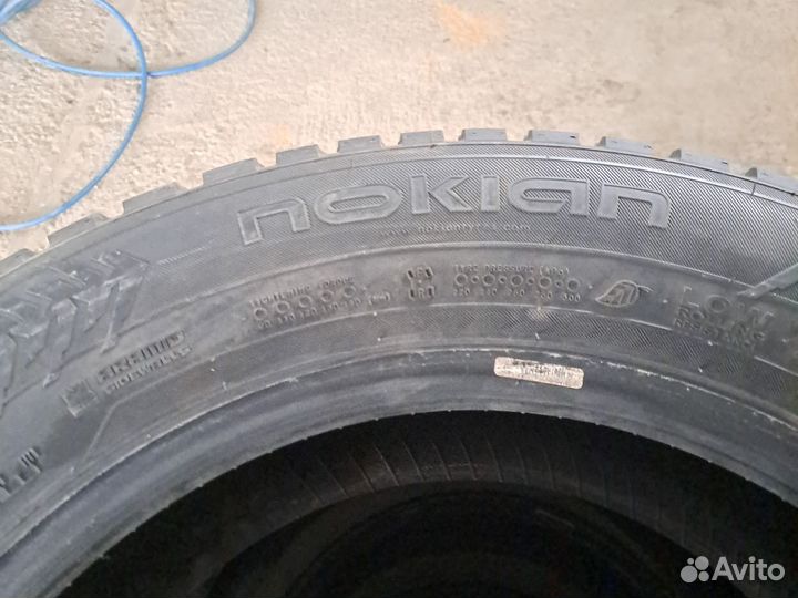 Nokian Tyres Hakkapeliitta 8 SUV 225/60 R17 133T