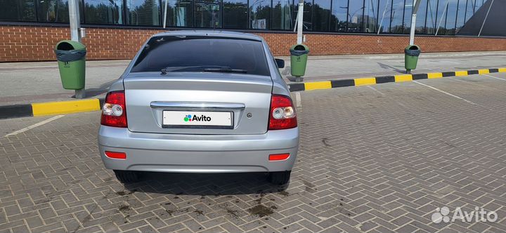 LADA Priora 1.6 МТ, 2011, 180 000 км