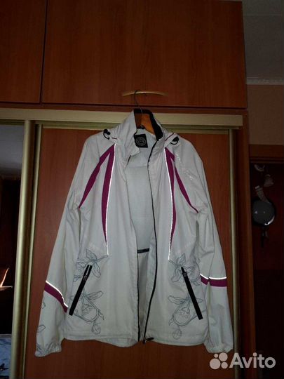 Женский костюм