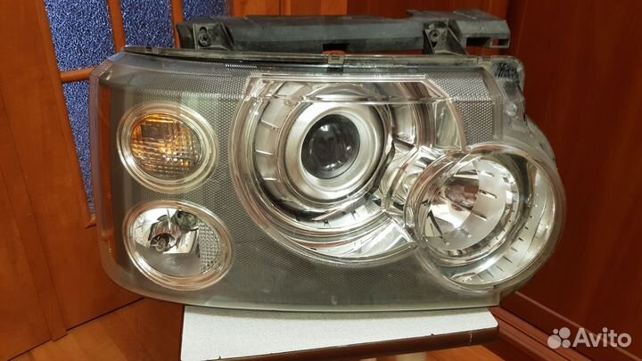 Фара правая Range Rover