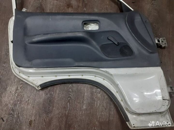 Дверь передняя левая Toyota Lite Ace CR21 2C 1994