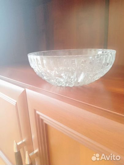 Хрустальная ваза