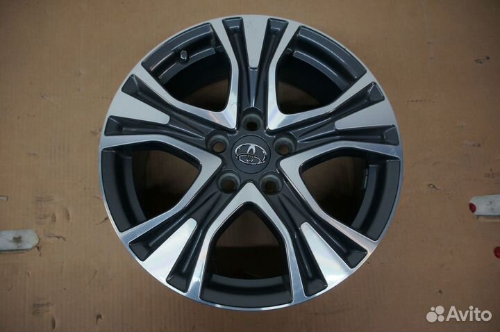 Диск Литой Toyota Rav 4 XA40 PZ49MX0670Z
