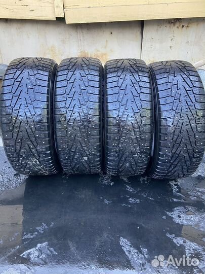 Nokian Tyres Hakkapeliitta 7 SUV 235/60 R17 106