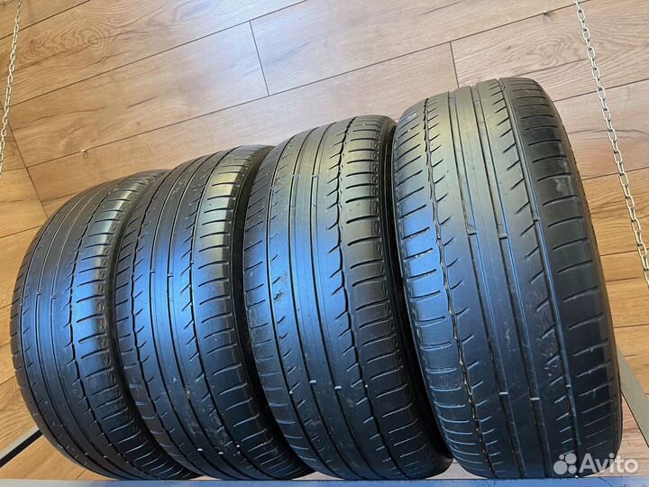 Michelin Primacy HP 215/55 R16