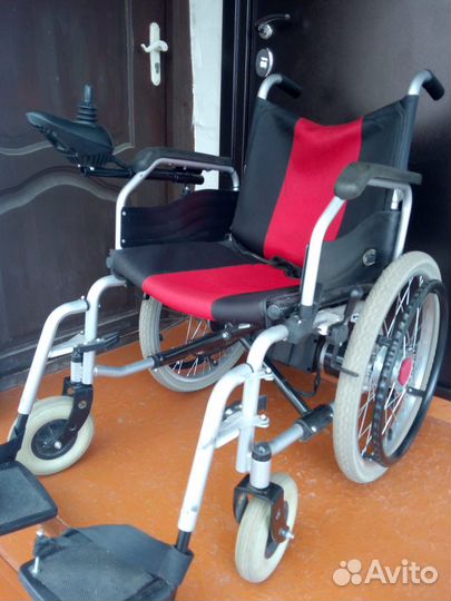 Коляска инвалидная