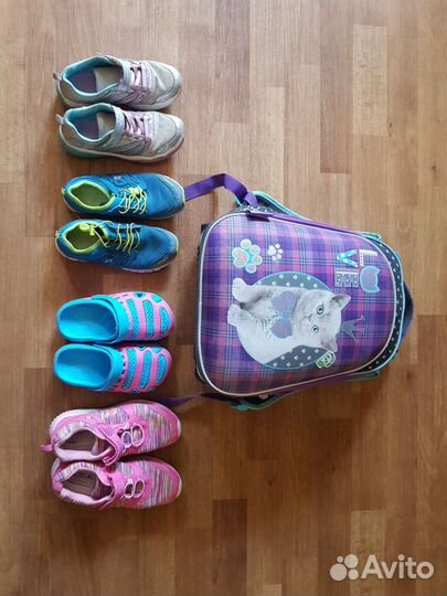 Рюкзак школьный для девочки и кроссовки с тапками