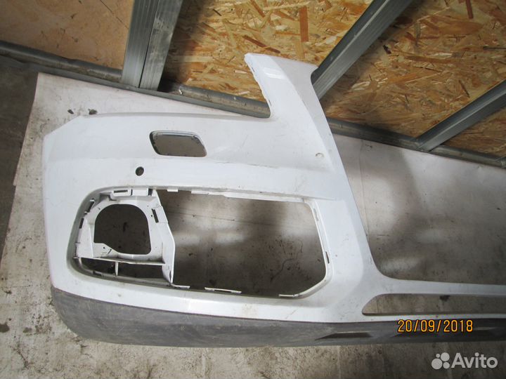 Бампер передний Ауди Audi Q5 (8R) с 12 года дефект