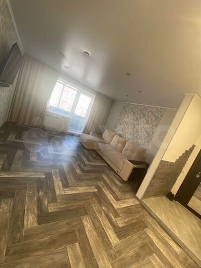 4-к. квартира, 76,6 м², 2/9 эт.