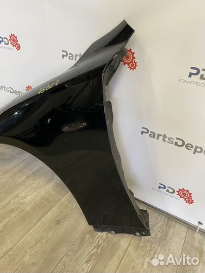 Крыло левое Lexus IS 250