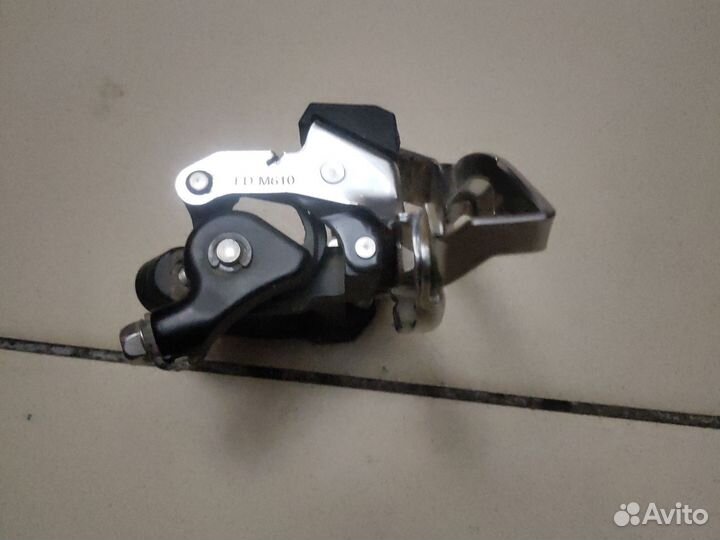 Монетка и передний переключатель shimano deore