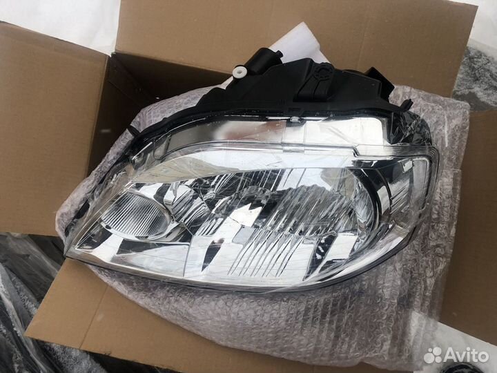 Renault Logan 1 фаза 2 Фара