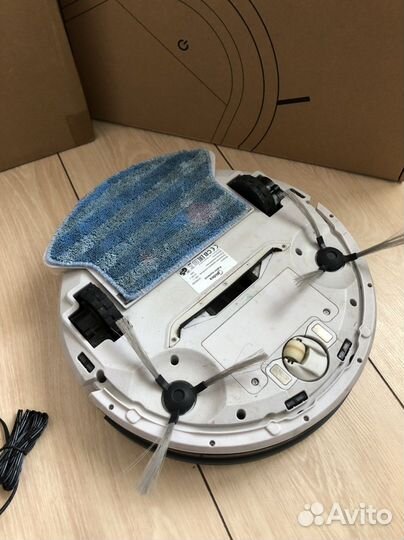 Робот пылесос midea