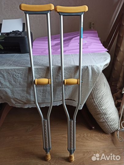 Костыли подмышечные