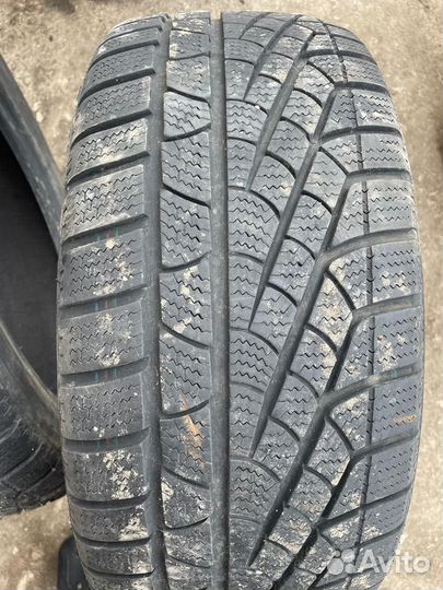 Pirelli Winter Sottozero 210 235/50 R17 100H
