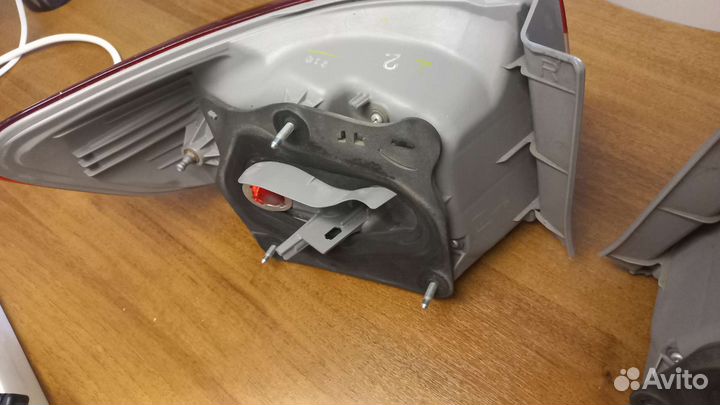 Задние фары Toyota corolla