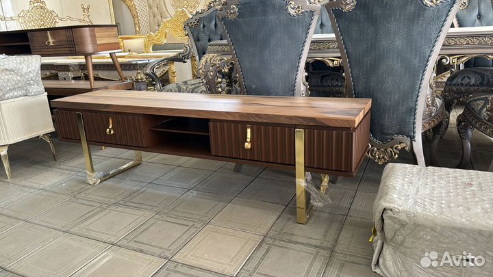 Тумба под тв