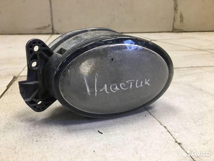 Фара противотуманная правая Mercedes-Benz B-class