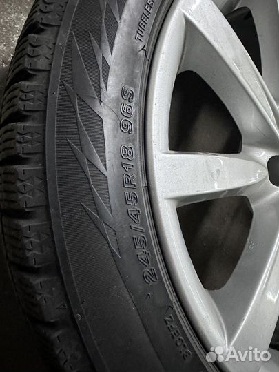 Колеса зимние в сборе BMW F10 F12 F13 R18