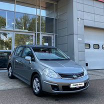 Nissan Tiida 1.6 AT, 2013, 94 682 км, с пробегом, цена 880 000 руб.